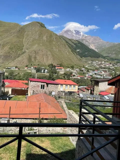 Степанцминда: Soso Burduli's Guesthouse