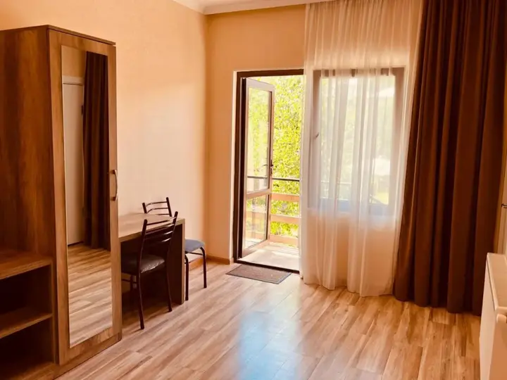 Степанцминда: Soso Burduli's Guesthouse