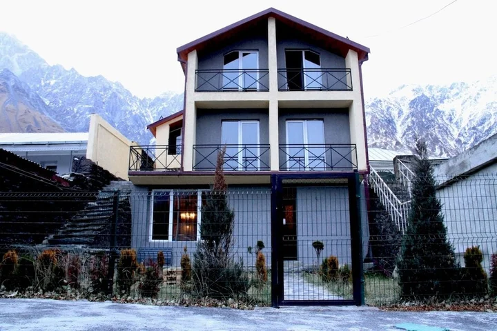 Степанцминда: Uptown Boutique Kazbegi