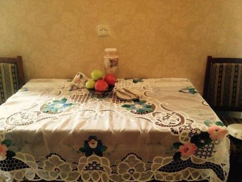 Телави: Guest House Gzirishvili