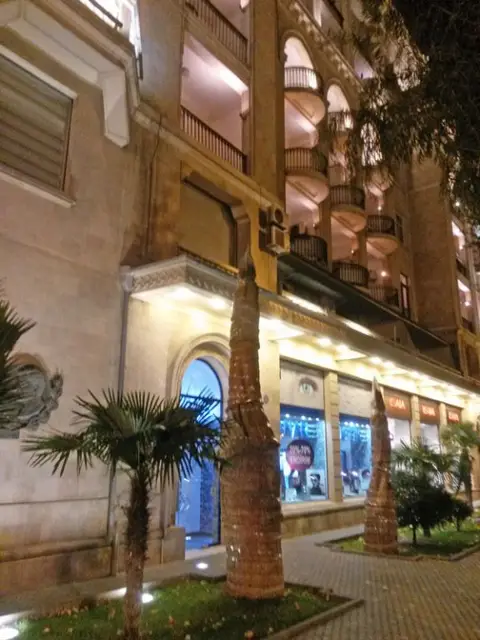 carousel image 5