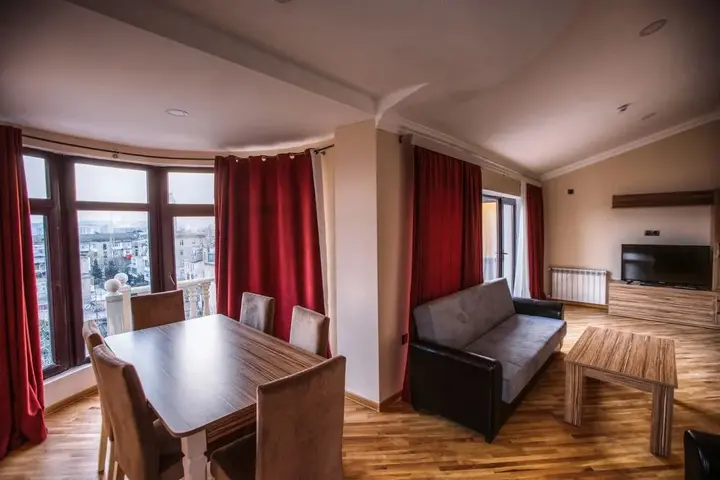 Баку: Apartments in the center