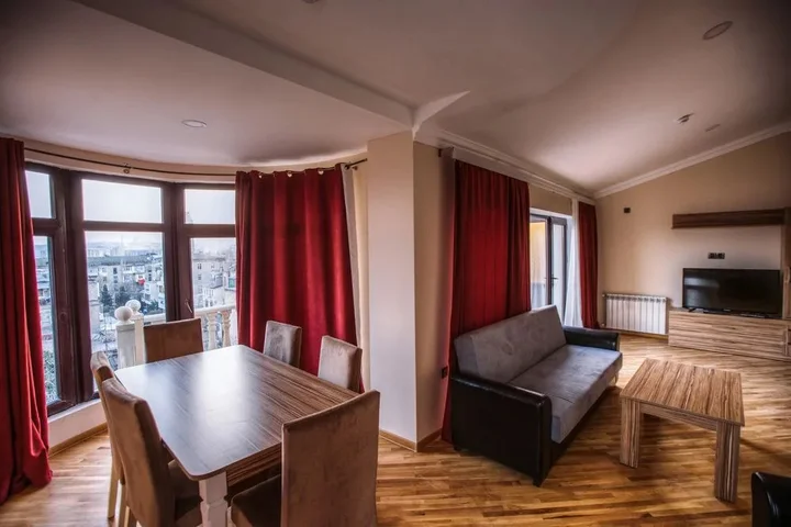 Баку: Apartments in the center