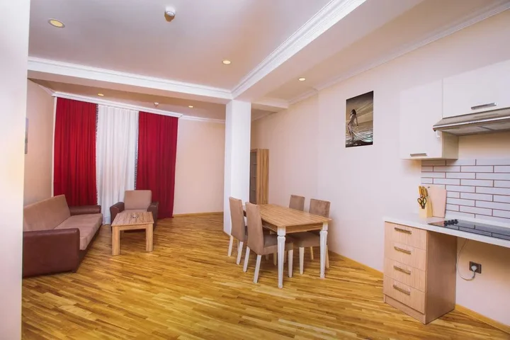 Баку: Apartments in the center