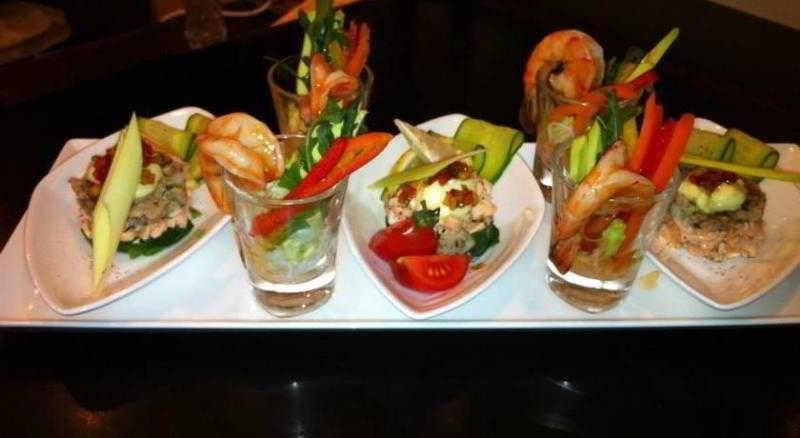 Баку: Crescent Beach Hotel & Leisure Resort