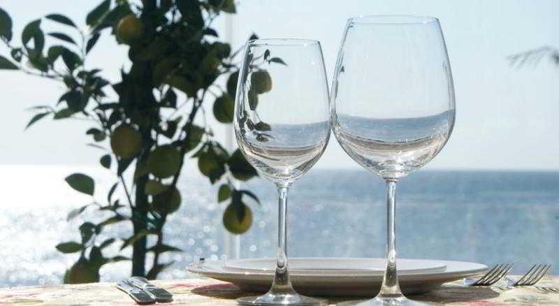 Баку: Crescent Beach Hotel & Leisure Resort