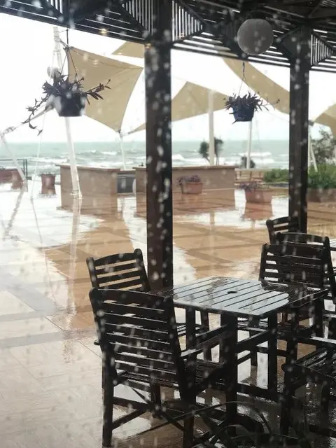 Баку: Crescent Beach Hotel & Leisure Resort