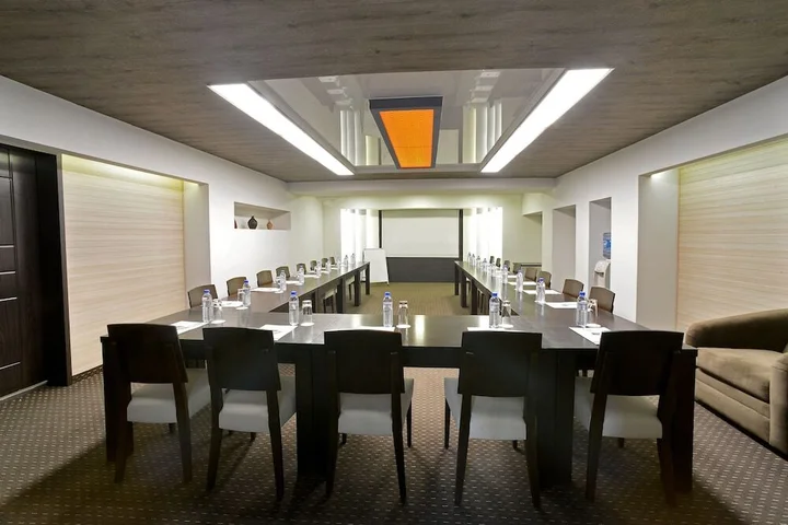 Ереван: AUA Barsam Suites Yerevan