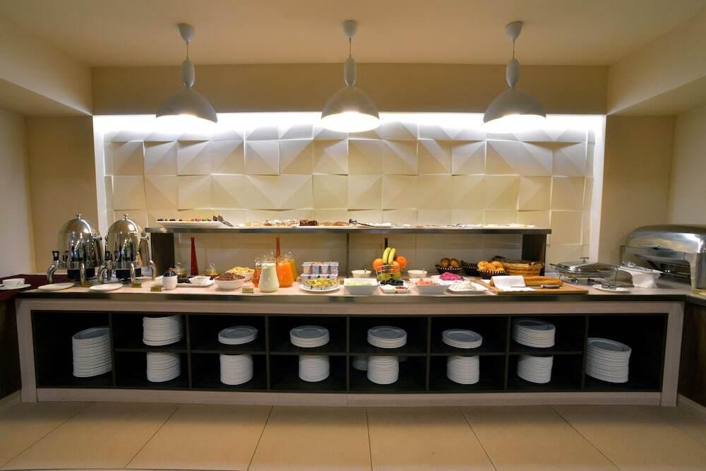 Ереван: AUA Barsam Suites Yerevan