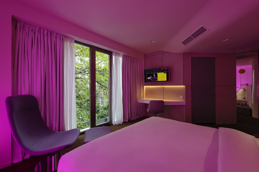 Тбилиси: The Grove Design Hotel