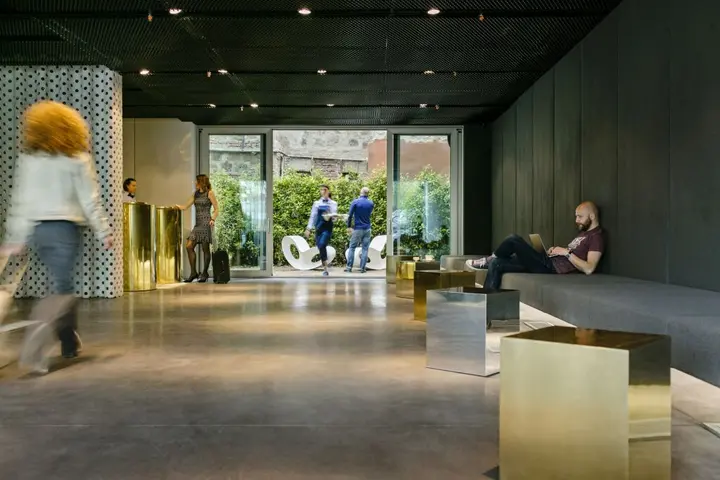 Тбилиси: The Grove Design Hotel