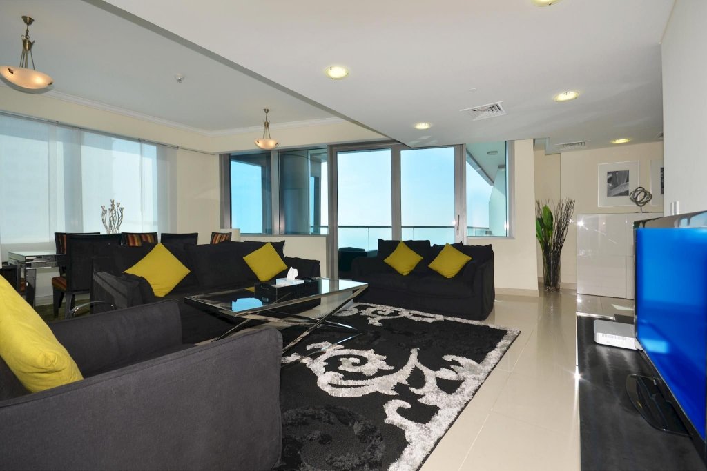 Дубай: Ocean Heights 2 Bedroom Apartment Rud 68319