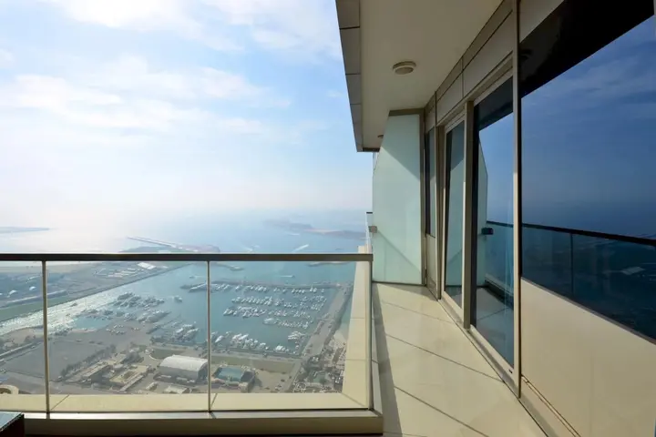 Дубай: Ocean Heights 2 Bedroom Apartment Rud 68319