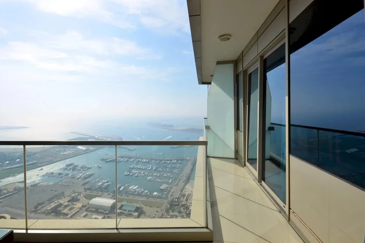 Дубай: Ocean Heights 2 Bedroom Apartment Rud 68319