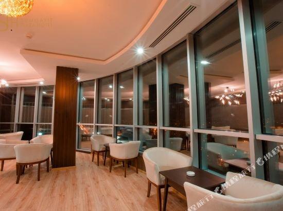 carousel image 4