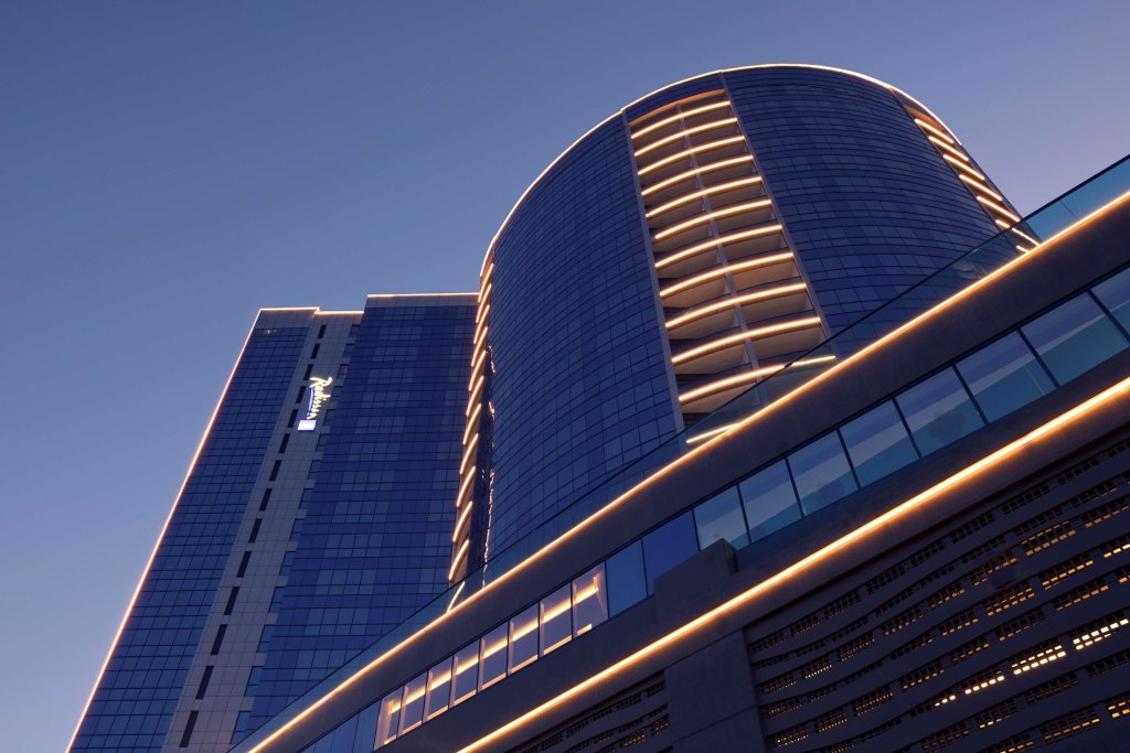 Дубай: Radisson Blu Hotel, Dubai Waterfront