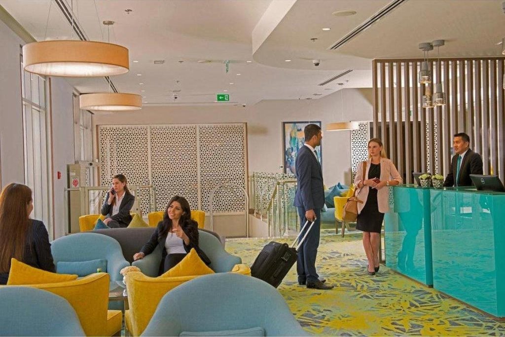 Дубай: MENA Plaza Hotel Albarsha