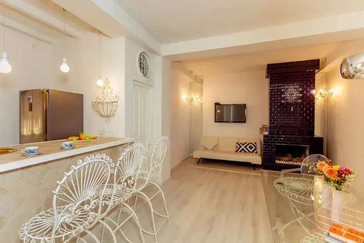 Тбилиси: Falcon Apartments