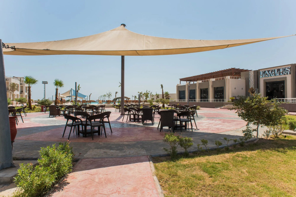 Eagles Family Resort — фото 1