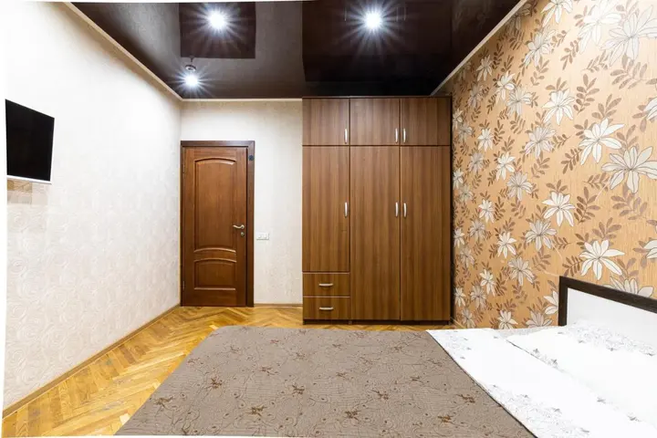 Казань: Центр города. Апартаменты на Лево-Булачной