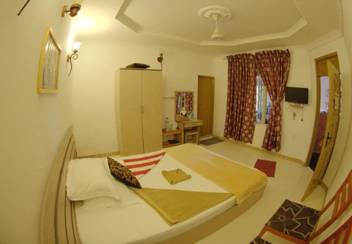 Гураиду (Атолл Каафу): Equity Beach Inn