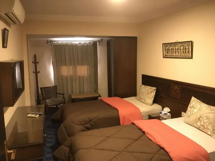 Гиза: 3 Pyramids View Inn