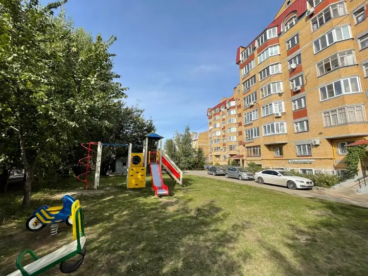 Казань: Апартаменты на Тукая 75г. Центр города