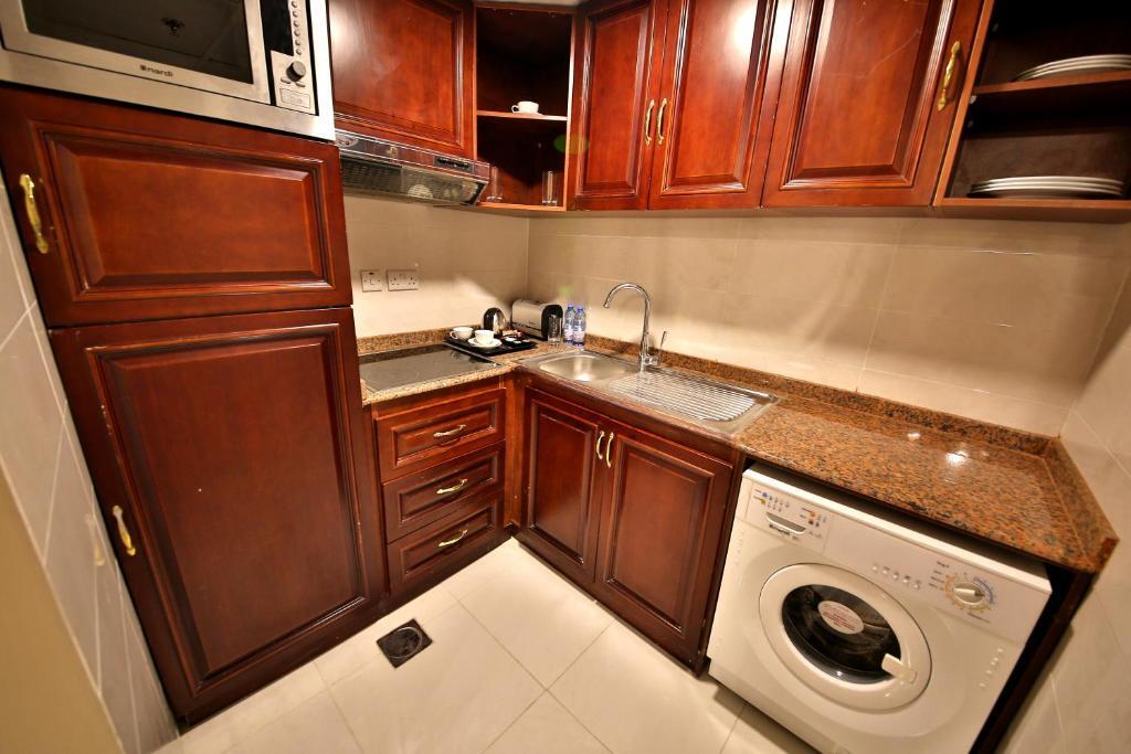 Аджман: Midtown Furnished Apartments