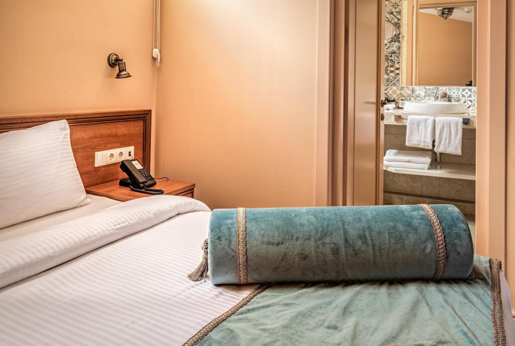 Боржоми: Golden Tulip Borjomi