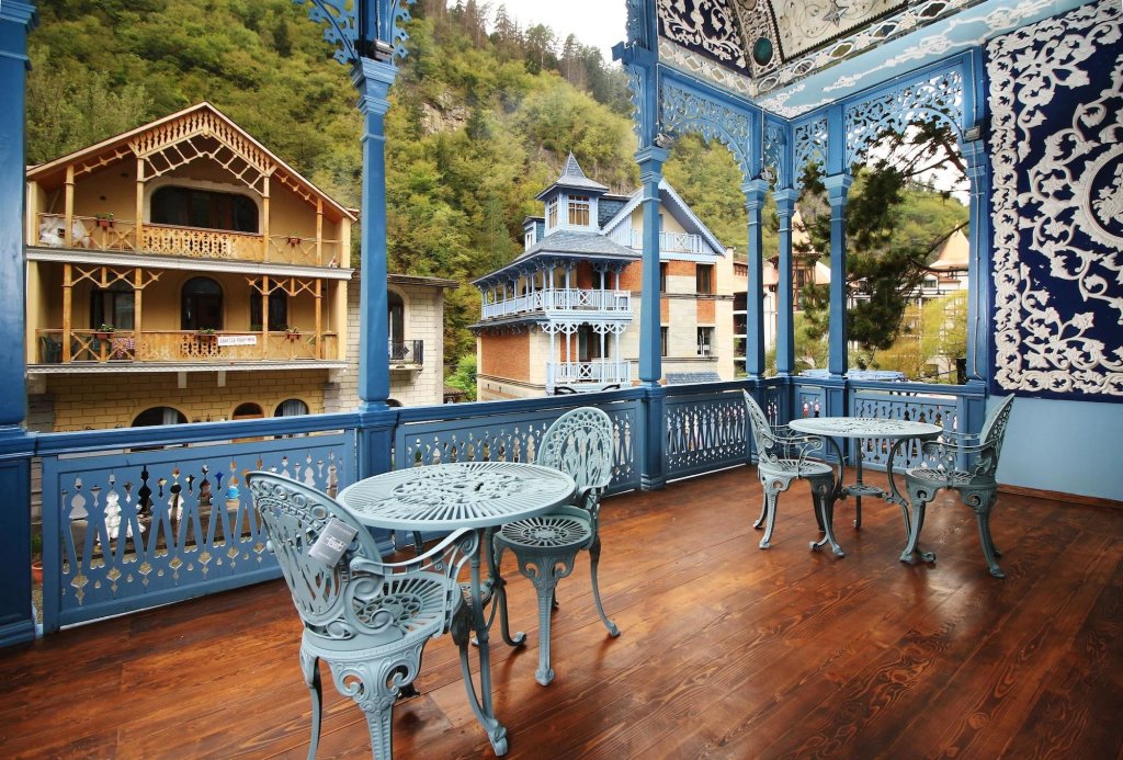 carousel image 0