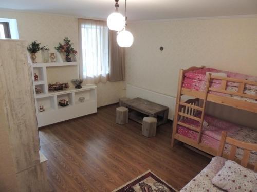 Степанцминда: Roza Guesthouse