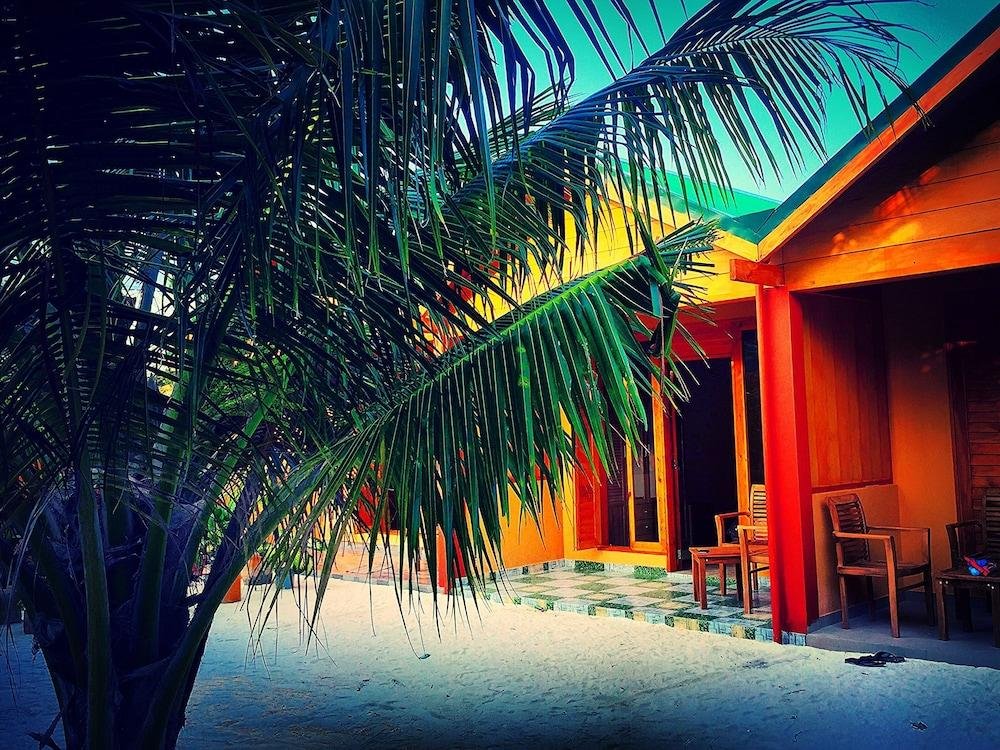 Атолл Нууну: Sabba Summer Suite Maldives