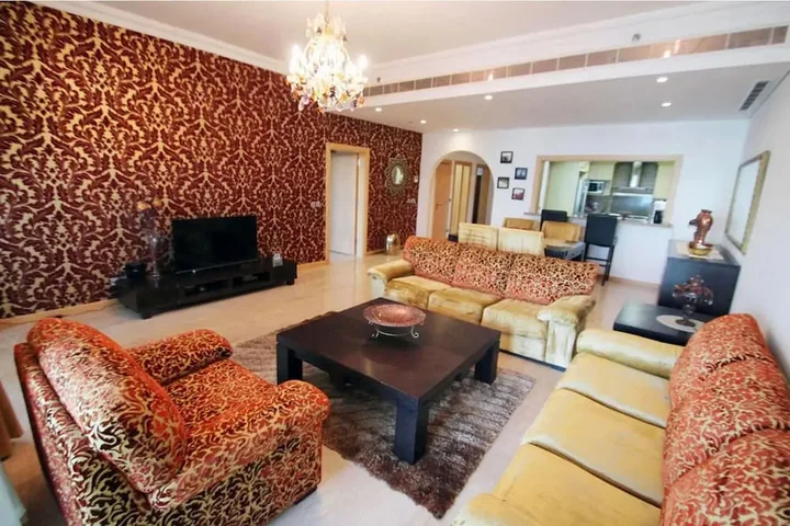 Дубай: E&T Holiday Homes - Al Hatimi