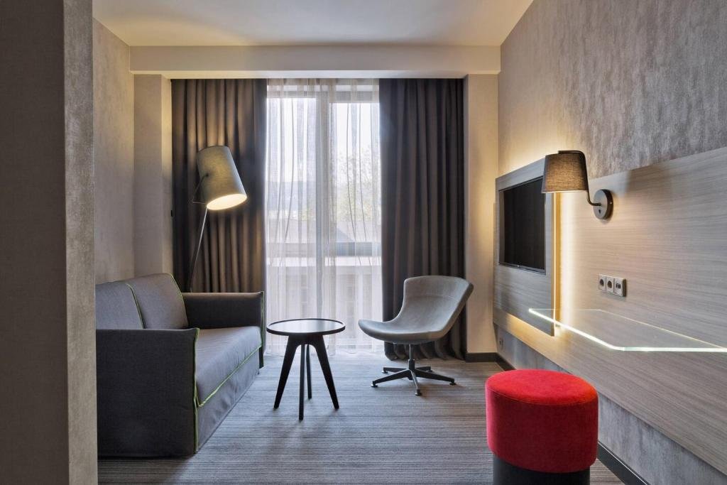 Тбилиси: Moxy Tbilisi