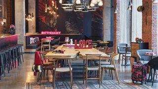 Тбилиси: Moxy Tbilisi
