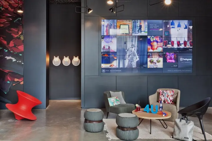 Тбилиси: Moxy Tbilisi