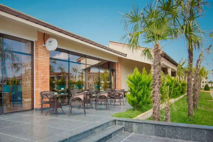 Анаклия: Отель Anaklia Resort by Pratap's Signature