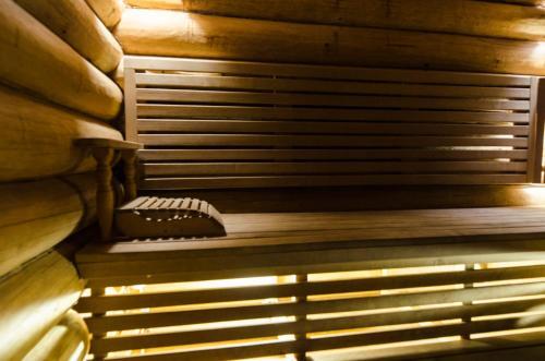 Борисов: Guest House Chalet