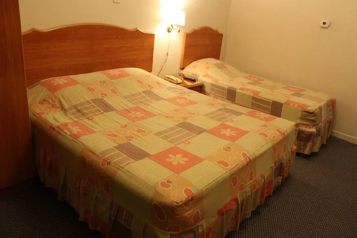 Дубай: Sahar Hotel