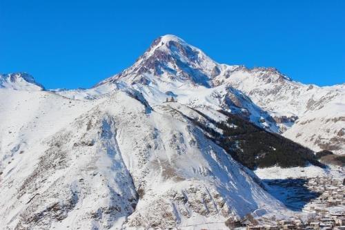 Степанцминда: Sunshine Kazbegi