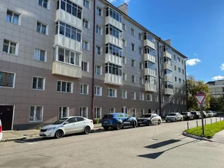 Казань: Центр города. Ул. Переулок Кирова 5