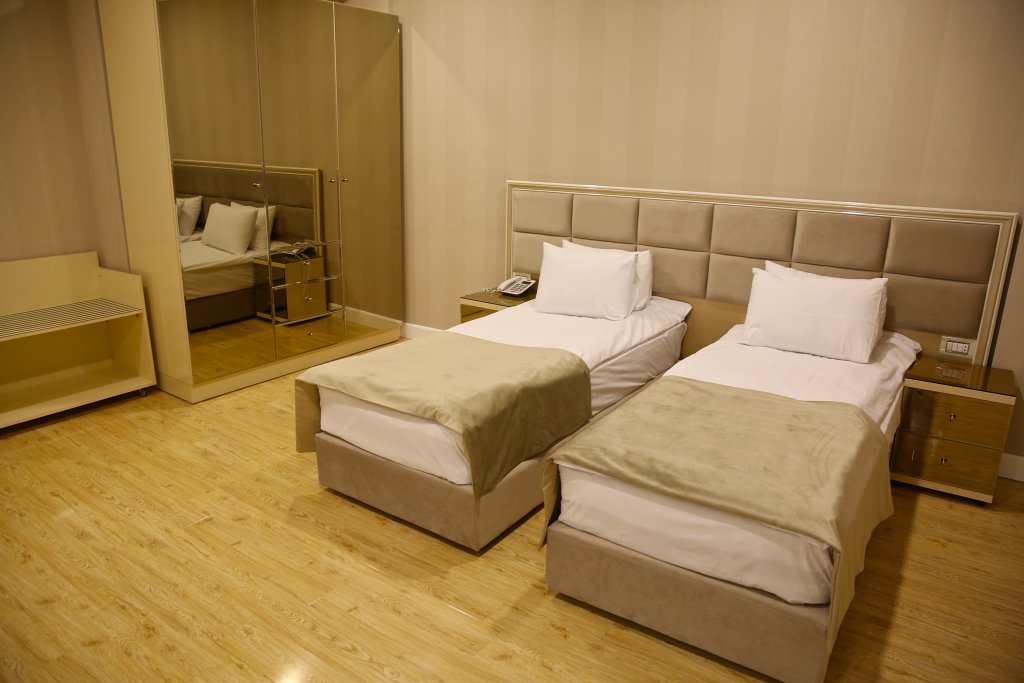 Баку: Отель Grand Inn Baku