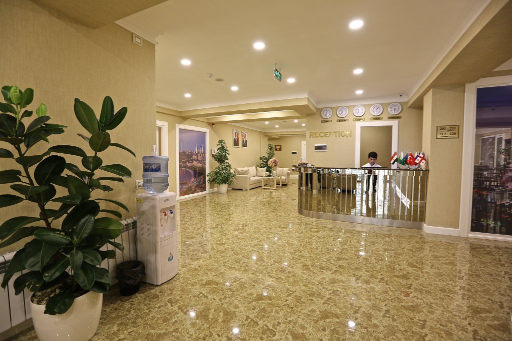 Баку: Отель Grand Inn Baku
