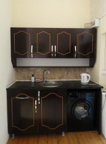 Местиа: Guest House Prestige