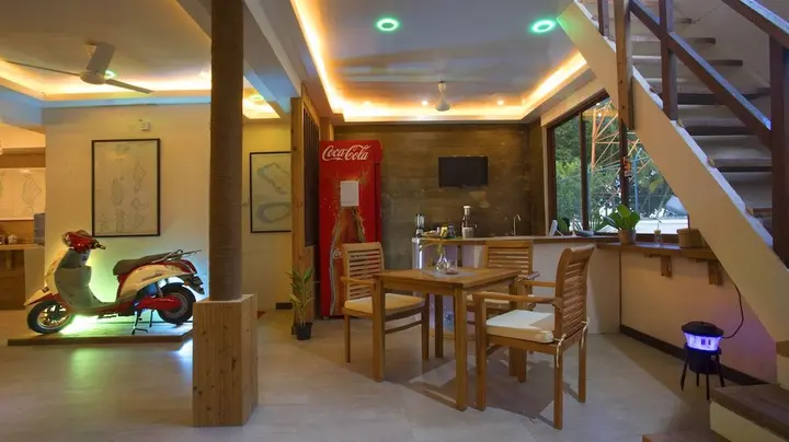 Северный атолл Мале: Sea Retreats Thulusdhoo