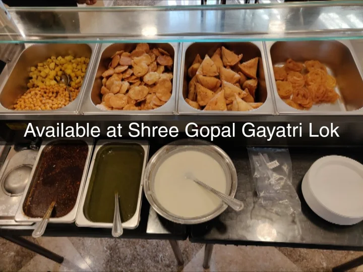Ереван: Отель Shree Gopal Gayatri Lok Deluxe