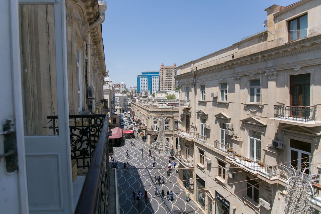 Баку: Malakhan Hotel