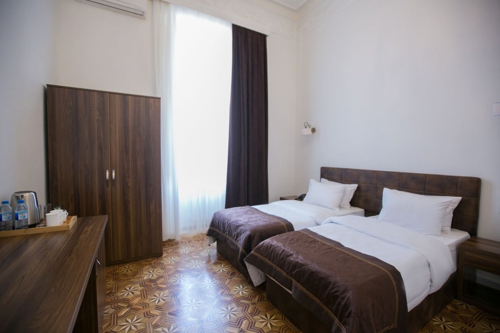 Баку: Malakhan Hotel