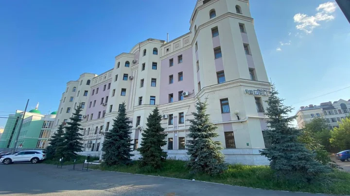 Казань: Лево-Булачная 16. Центр города
