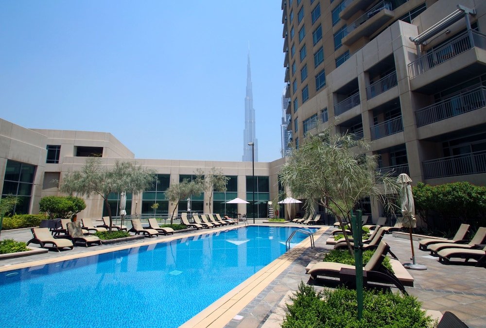 Дубай: Kennedy Towers - Burj Views